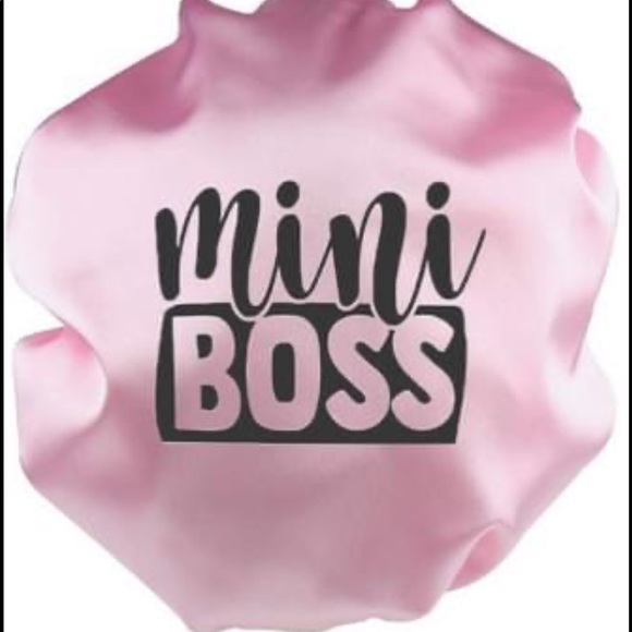 🐝 Matching mommy and me Bonnet - Picture 4 of 7